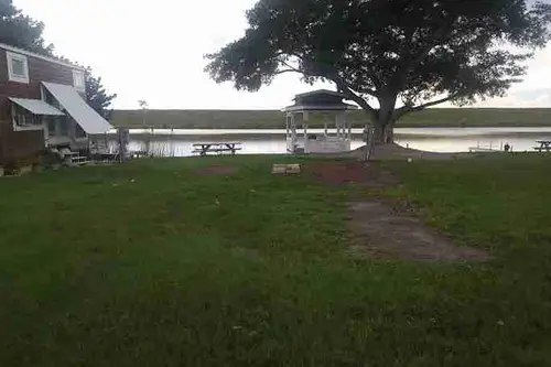Gracious Tiny House Park - Tiny home community in Okeechobee, Florida