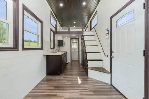 The "LENA" TINY HOME - 1 bedroom Tiny House 325 sqft in YORK, Pennsylvania