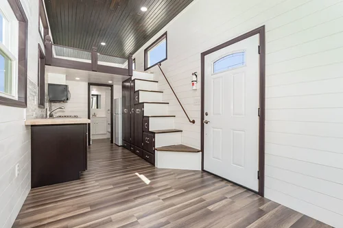 The "LENA" TINY HOME image 5