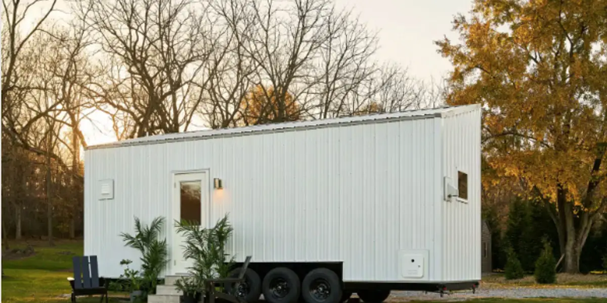 6 Essential Tips for Buying an Off-Grid Tiny Home in California hero image