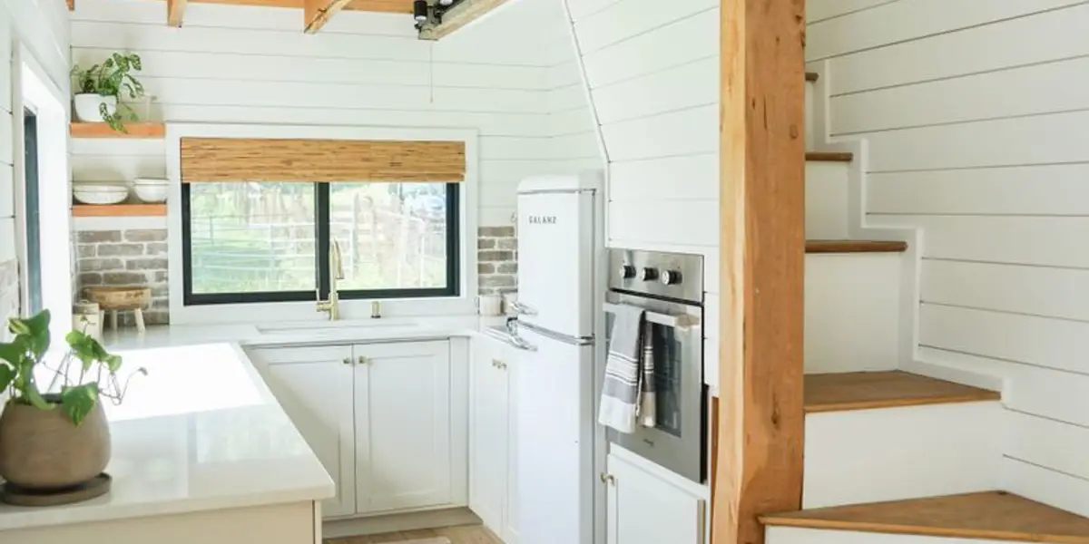 Tiny House Purchasing Guide hero image