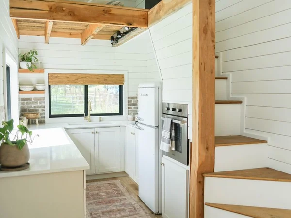 Tiny House Purchasing Guide image