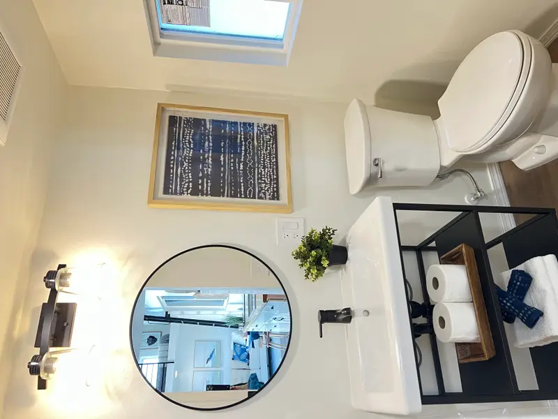 Designer Tiny Home Full Kitchen and Bath photo 3