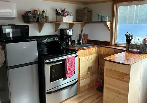 Custom Built 12” x 20” Tiny House/She Shed on skids detail photo 2