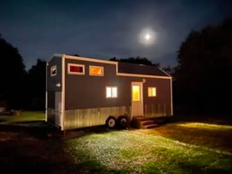 Professionally Built 26 ft Spacious Tiny House — 1 bedroom Tiny House — 944 sqft for sale in Fort Collins, Colorado