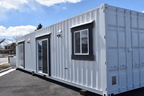 Ark's Beautiful Delta model - 1 bedroom Container House 320 sqft in Heber, Utah