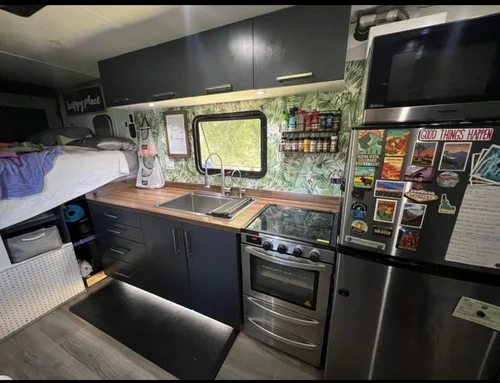 2022 Off Grid Trailer Conversion image 2