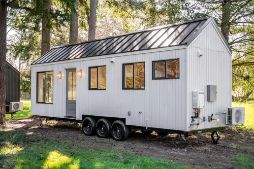 2024 Modern Tiny Home - 1 bedroom Tiny House 255 sqft in portland, Oregon