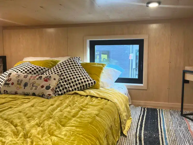 40′ Liv-Connected Via Modern 2 Bedroom plus Loft- Available Immediately photo 4