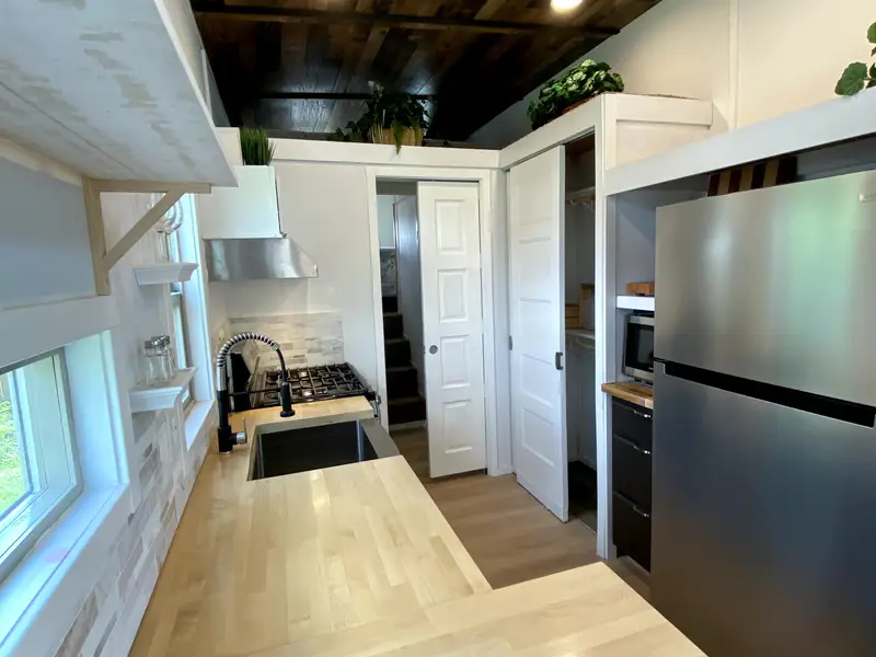 Beautiful & Practical Tiny Home! photo 4