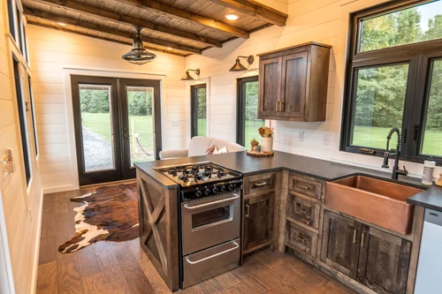 Timbercraft Big Sky model is a modern rustic and luxurious tiny home park model! image 4