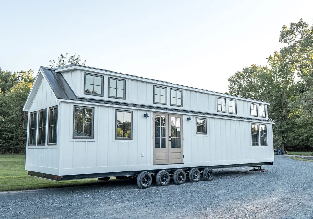 Timbercraft Bunkhouse 3 bedroom handcrafted tiny home! — 3 bedroom Tiny House — 399 sqft for sale in Guntersville, Alabama
