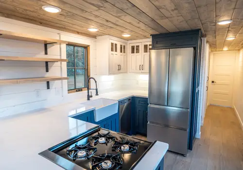 Timbercraft Bunkhouse 3 bedroom handcrafted tiny home! detail photo 4