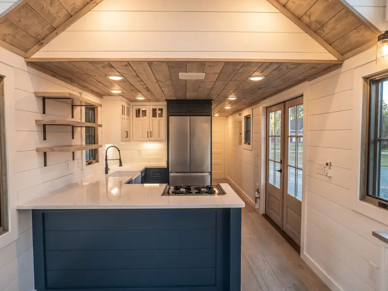 Timbercraft Bunkhouse 3 bedroom handcrafted tiny home! photo 2