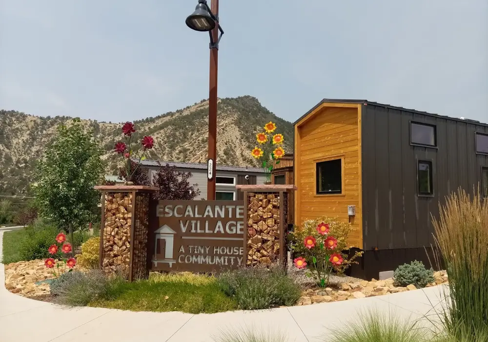 Escalante Village image 1