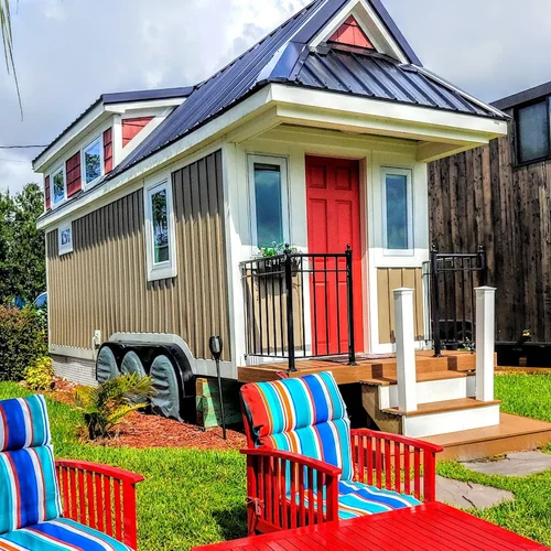 Orlando Lakefront Tiny Home Community image 2