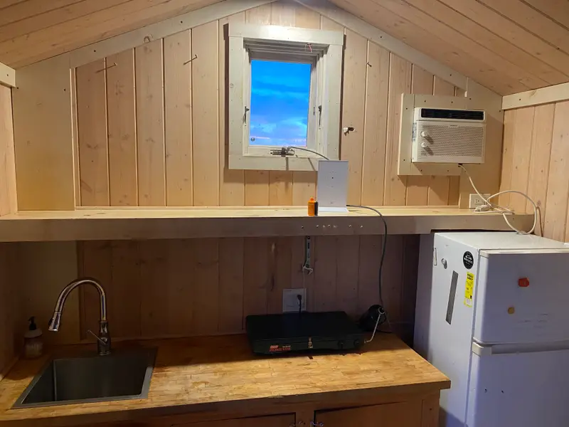 Off Grid Tiny House photo 3