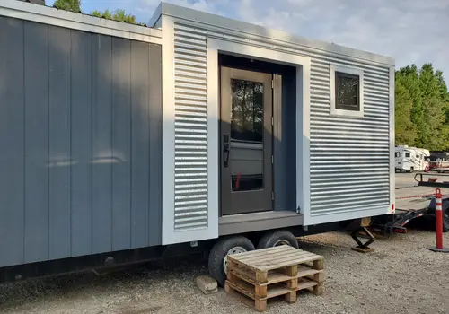 Black & Birch All Custom Tiny House - Willing to Deliver! detail photo 5