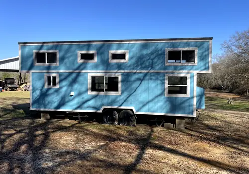 31' Tiny House, 3 bed, 1 bath image 3