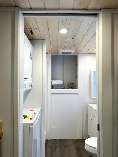 New Spacious Tiny Home For Sale! image 5