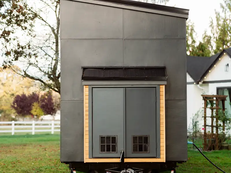 2024 Lux Tiny Home photo 4
