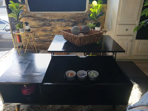 280sq Live in it ,Rent it or Travel in style... 1990s Fully furnished. With essentials image 4