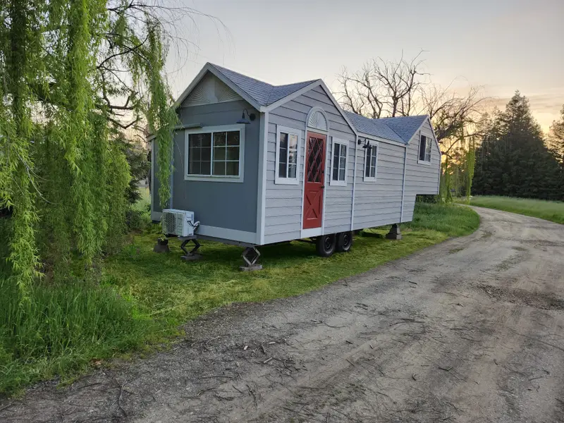 Tiny Home Cottage - 331 square ft photo 3