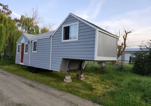 Tiny Home Cottage - 331 square ft detail photo 2