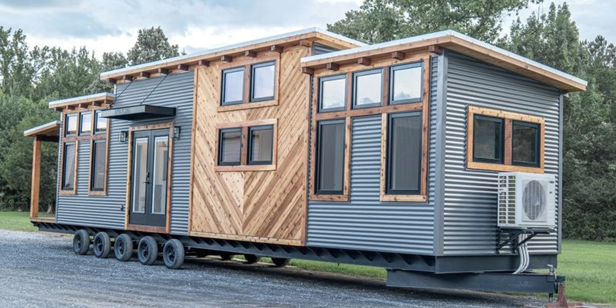 Luxury Tiny Homes: Washington's Growing Market for High-End Compact Living hero image