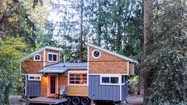 Gorgeous Craftsman Tiny House with Pop-Up Roofs!
