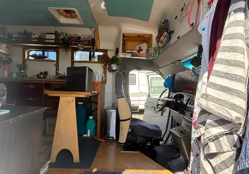 For Sale! Converted 2001 Diesel Bus Home in Denver! Delivery help available image 2