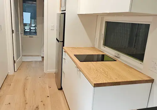 The Brand New 24' Live ONE with Many Extras image 5