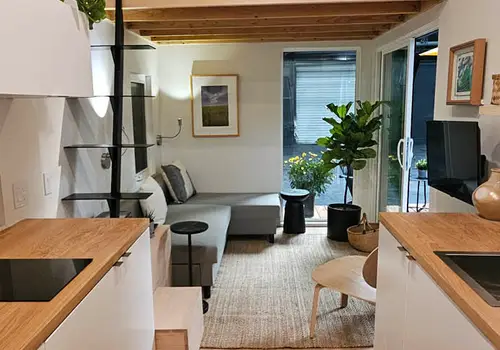 The Brand New 24' Live ONE with Many Extras image 2