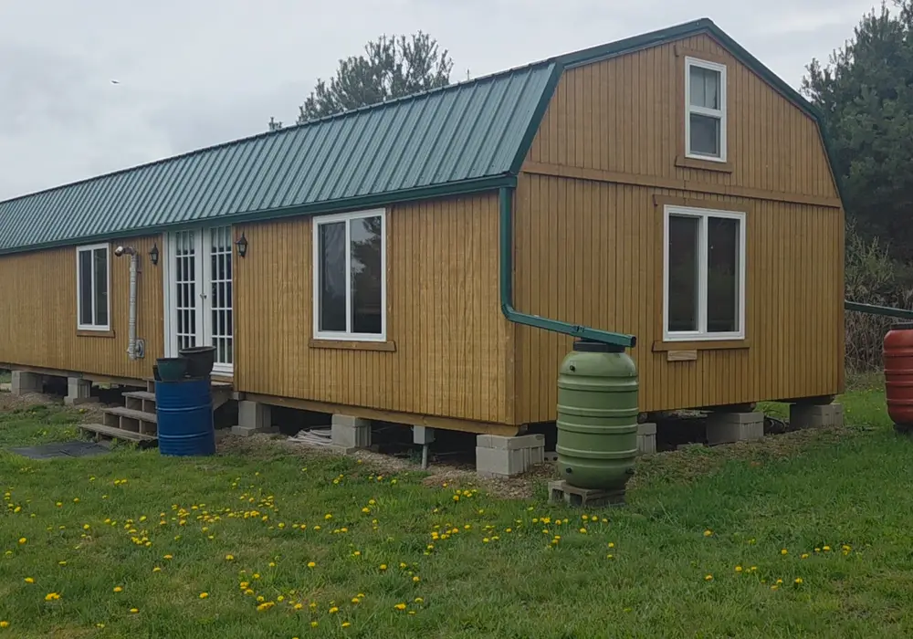 Amish-Built 16x48 Movable Cabin - Fully Furnished, Turnkey Living | Reed City, MI — Cabin — 768 sqft for sale in Reed City, Michigan