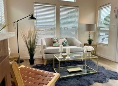 Beautiful 1 Bd+Loft - Full bath Park Model Home image 2