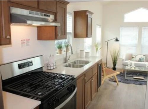 Beautiful 1 Bd+Loft - Full bath Park Model Home image 4