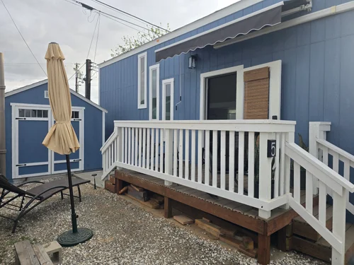 Amazing Tiny Home on wheels with catwalk! image 3