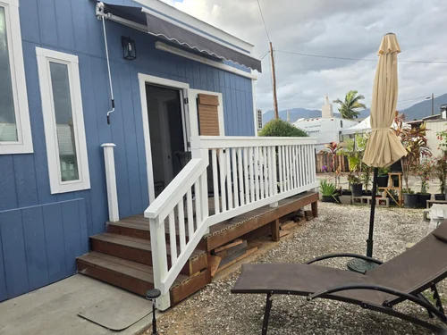 Amazing Tiny Home on wheels with catwalk! image 5