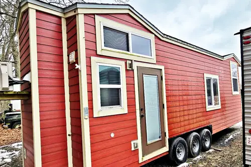 RVIA Certified Tiny Home For Sale! Move-In Ready - 1 bedroom Tiny House 225 sqft in Westoborough, Massachusetts