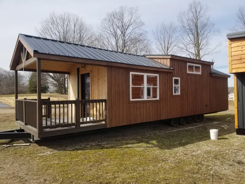 Custom Amish-Built Tiny Home — 1 bedroom Tiny House — 374 sqft for sale in Blanchard, Michigan