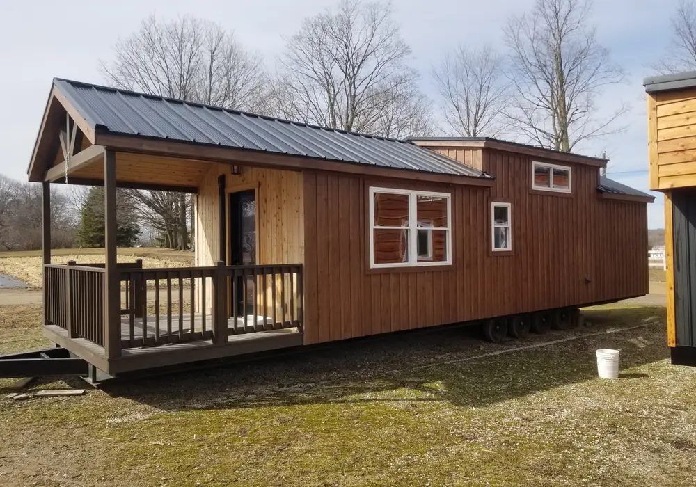 Custom Amish-Built Tiny Home — 1 bedroom Tiny House — 374 sqft for sale in Blanchard, Michigan