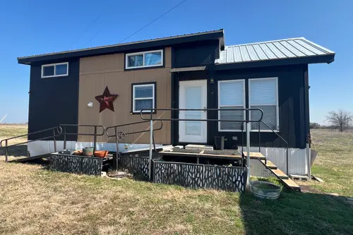 399 Tiny Home in Texas - 1 bedroom Tiny House 399 sqft in Godley, Texas
