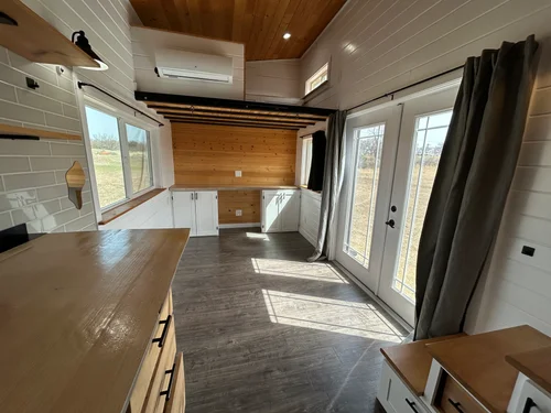 PRICE DROP! Modern Tiny Home on Wheels For Sale in Texas! image 3