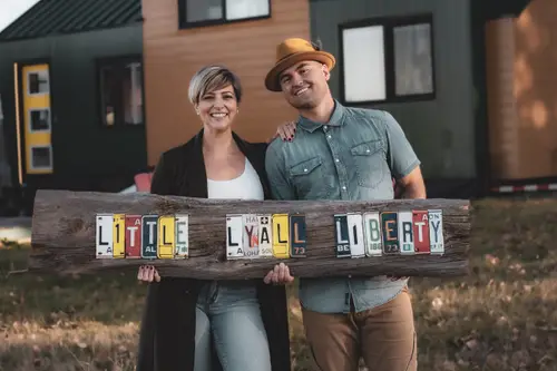 Private Main Floor Bedroom - C.S.A.-Certified - Luxury Living in Little Liberty - 2 bedroom Tiny House Trailer 320 sqft in Calgary, Alberta