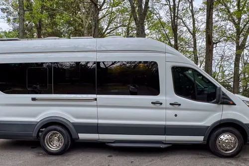 PRICE DROP! Off-Grid Ready 2018 Ford Transit 350 HD XLT Dually Camper Van! - 1 bedroom Van 140 sqft in Nashville, Tennessee