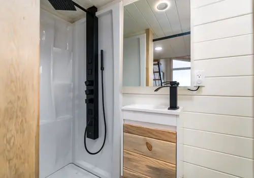 20-Foot Tiny Home – Ready for Move-In! For Sale in Oregon image 3