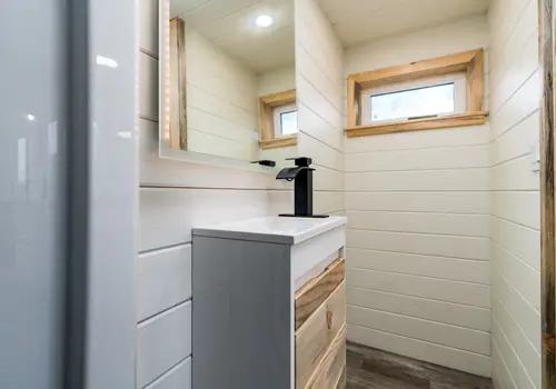 20-Foot Tiny Home – Ready for Move-In! For Sale in Oregon image 4