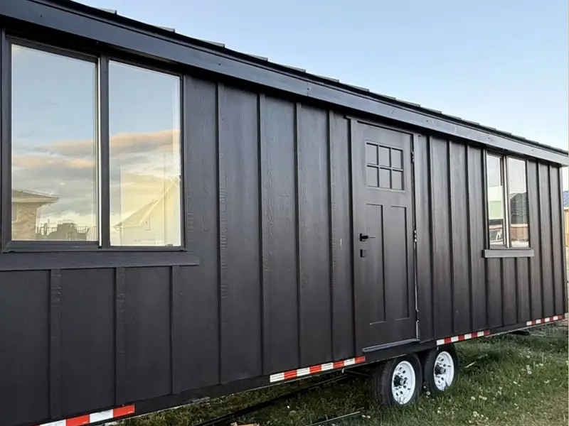 Cocoon Homes 300 Series — 1 bedroom Tiny House — 300 sqft for sale in Saratoga Srpings, Utah