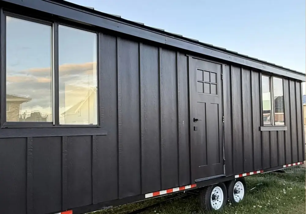 Cocoon Homes 300 Series — 1 bedroom Tiny House — 300 sqft for sale in Saratoga Srpings, Utah