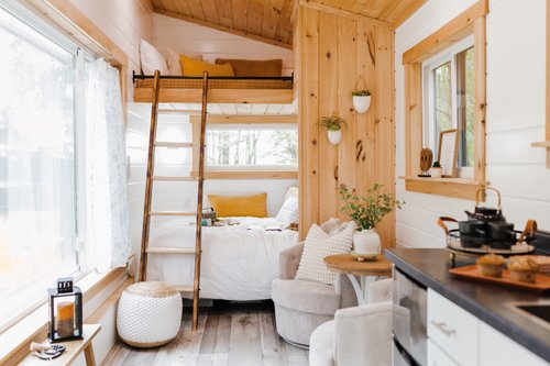 For Sale! Beautiful 2025 Tiny Home–Delivery help available! image 3
